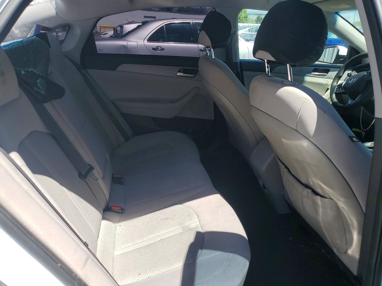 2018 Hyundai Sonata Se White vin: 5NPE24AF6JH680534