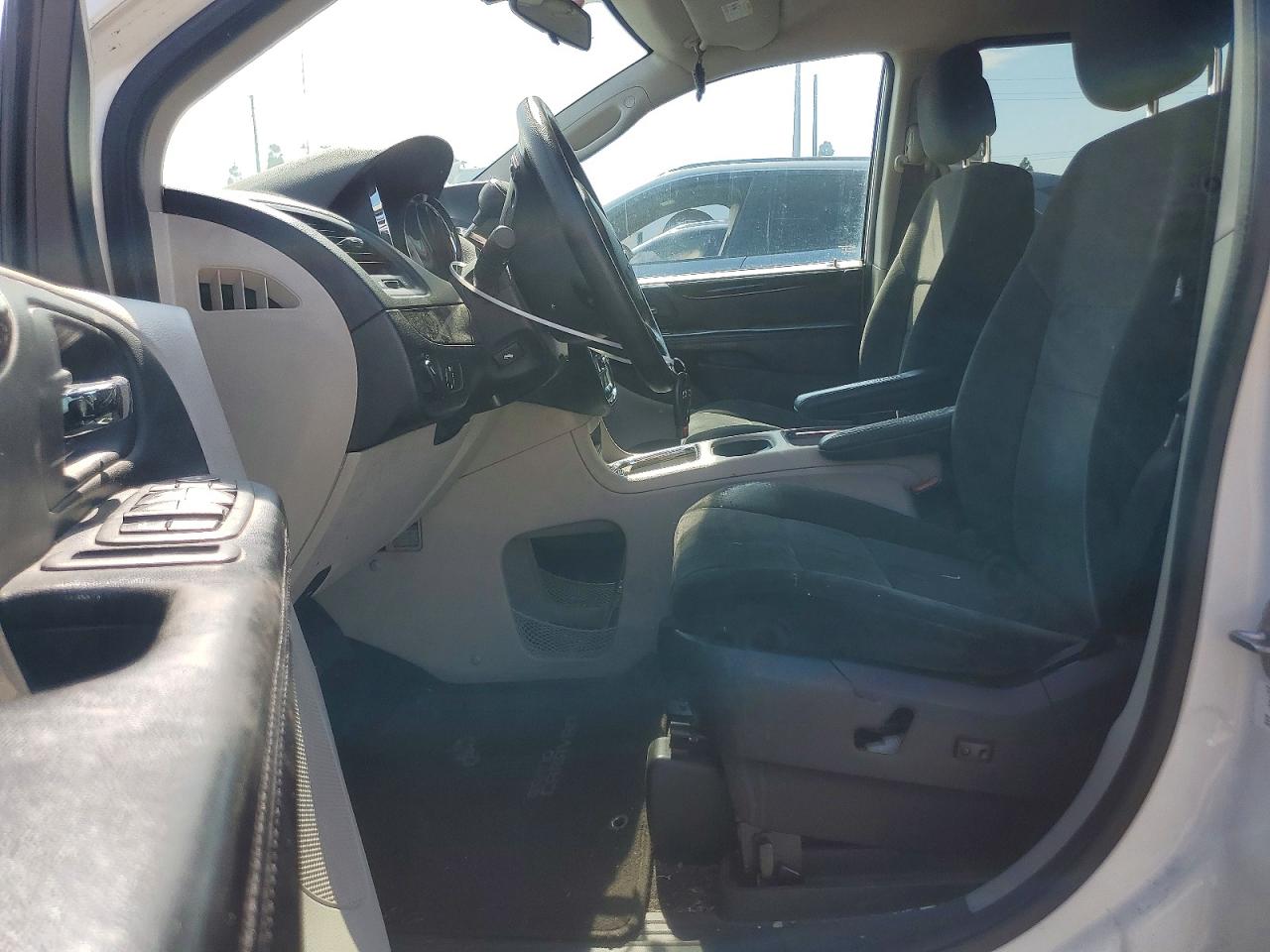 2012 Dodge Grand Caravan Sxt White vin: 2C4RDGCGXCR198724
