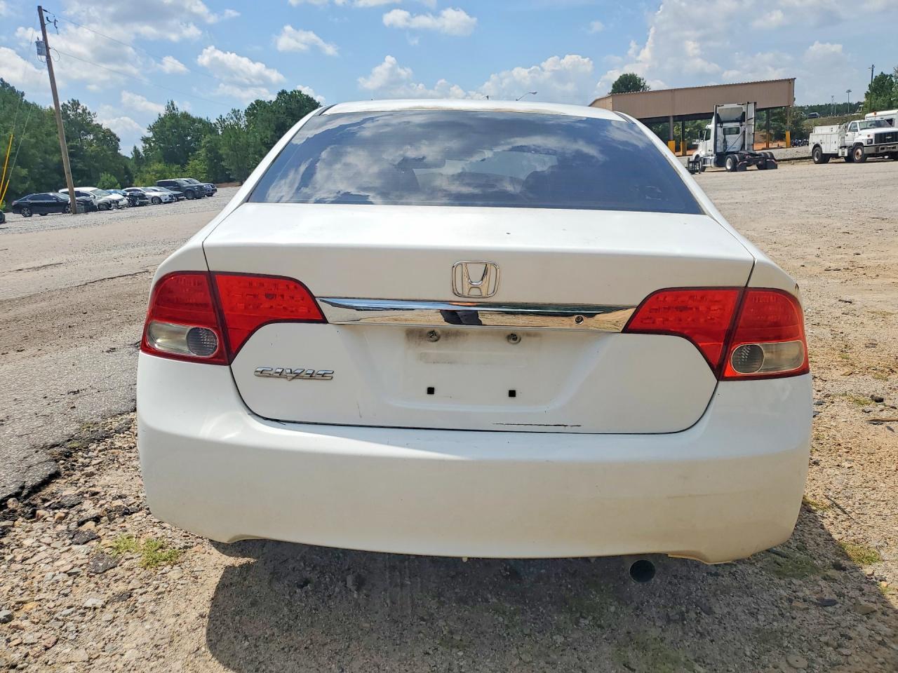 2009 Honda Civic Lx White vin: 2HGFA16569H539913