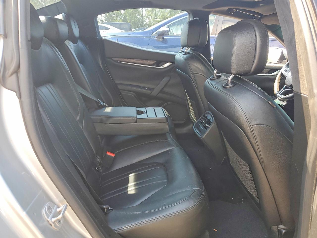 2014 Maserati Ghibli S Silver vin: ZAM57RTA0E1097711