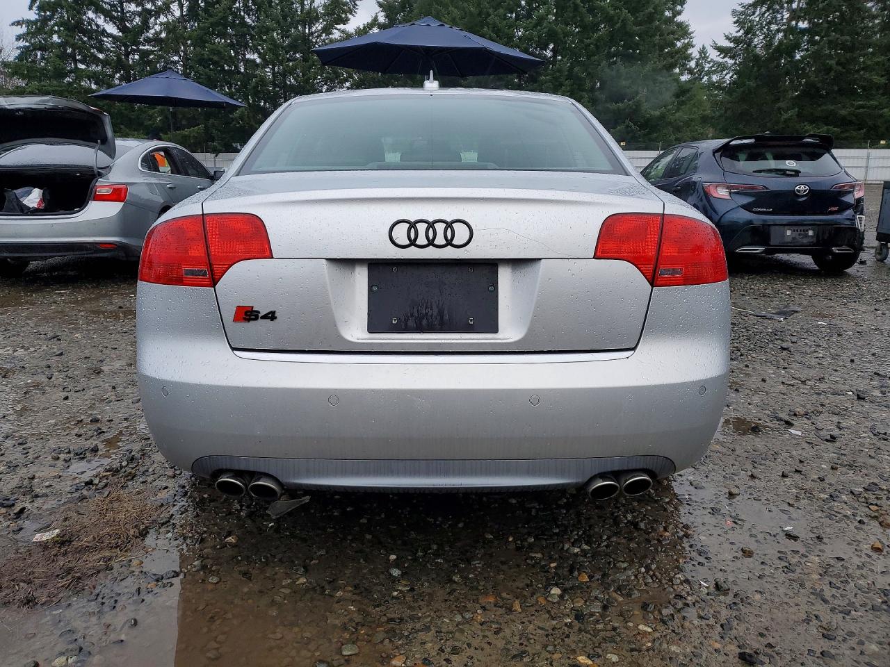 2006 Audi S4 Quattro Silver vin: WAUGL78E96A181369