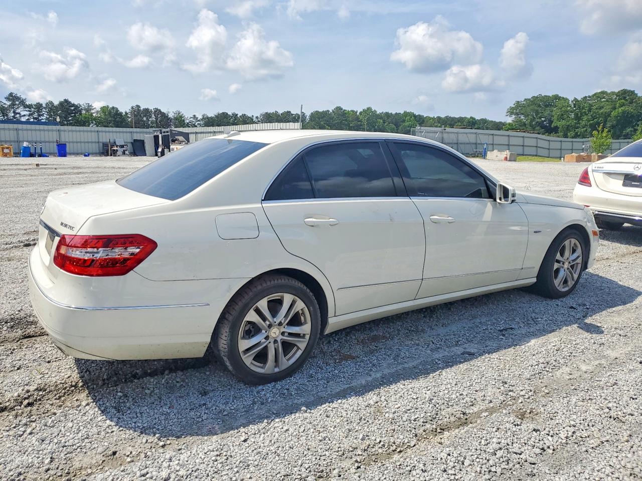 2011 Mercedes-benz E 350 Bluetec White vin: WDDHF2EB5BA298622