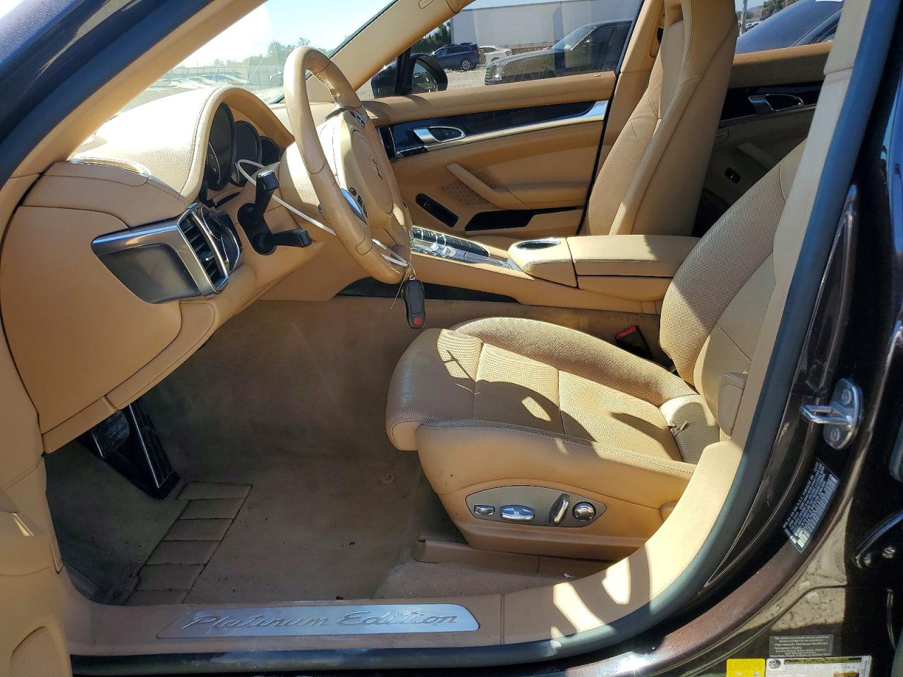 2013 Porsche Panamera 2 Purple vin: WP0AA2A79DL015125