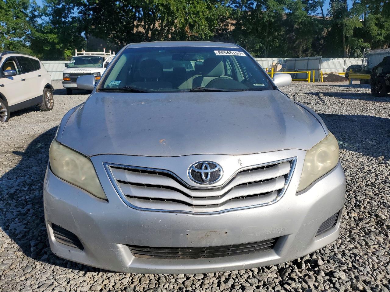 2011 Toyota Camry Le Серебряный vin: 4T4BF3EK2BR156170
