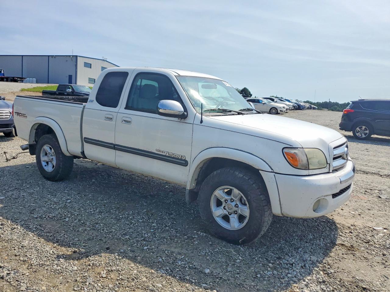 2005 Toyota Tundra Access Cab Sr5 White vin: 5TBBT44175S467889