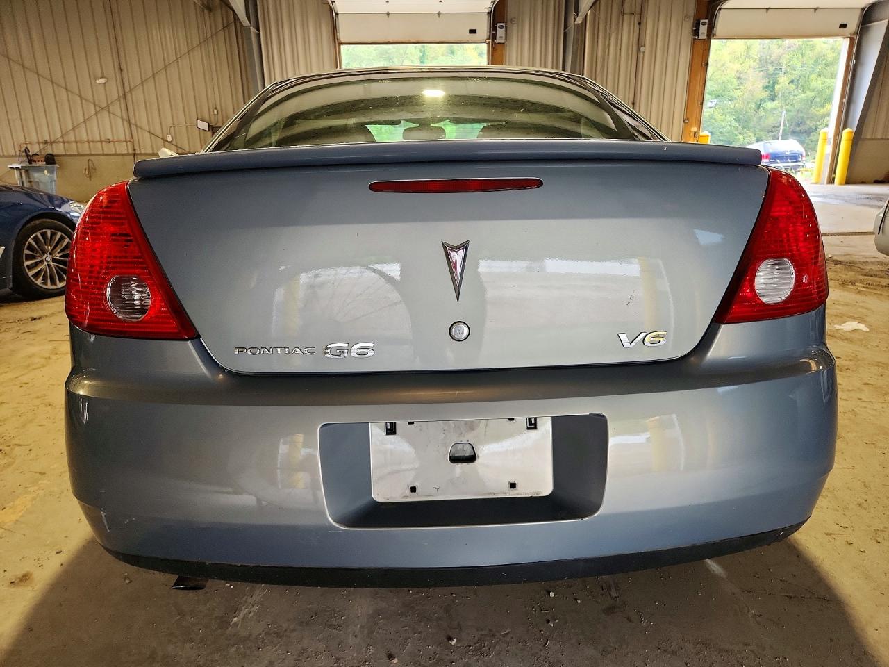 2008 Pontiac G6 Base Gray vin: 1G2ZG57N884135558