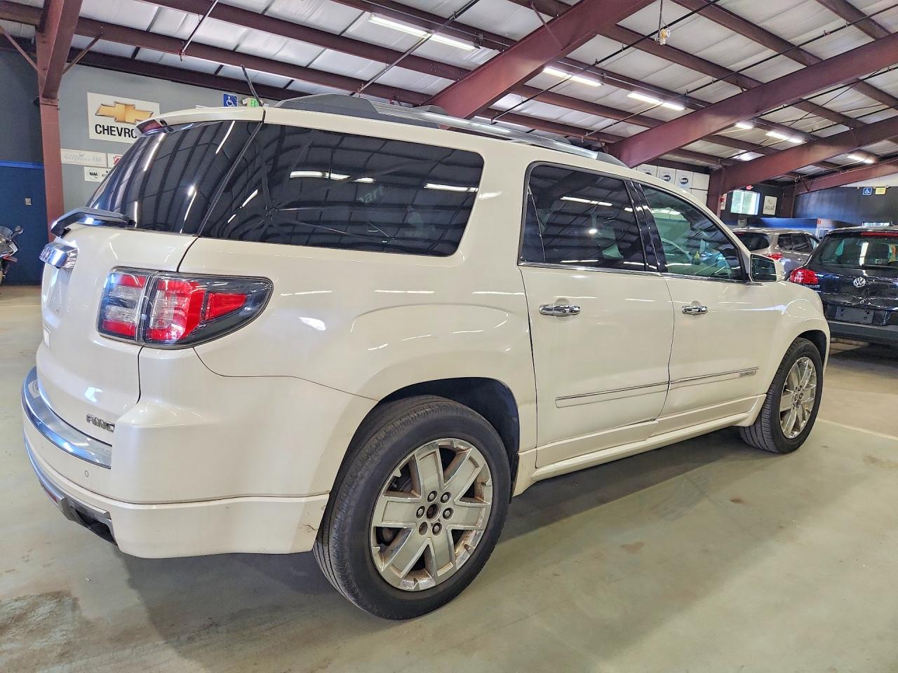 2015 Gmc Acadia Denali White vin: 1GKKVTKD3FJ216590