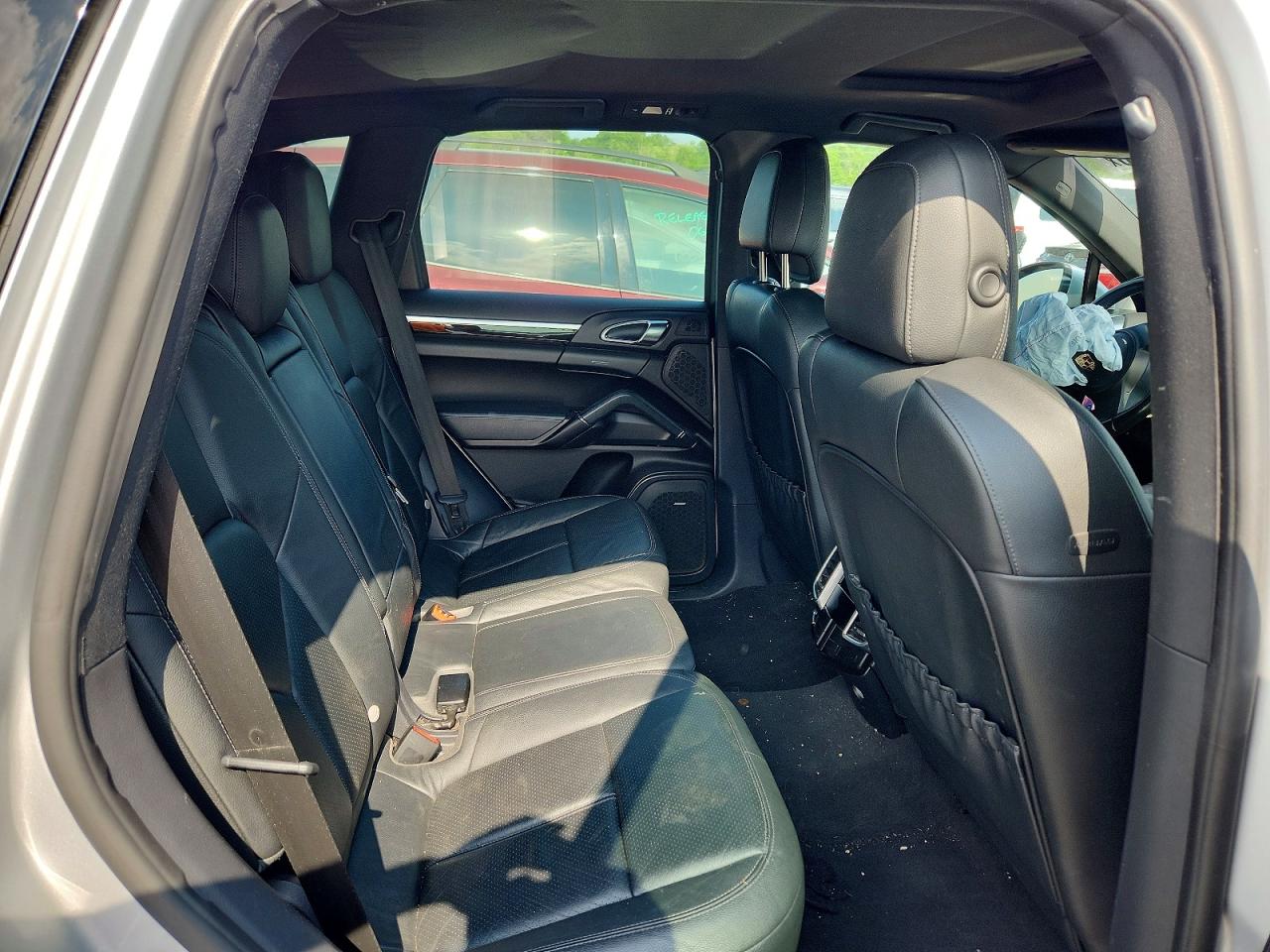 2012 Porsche Cayenne Gray vin: WP1AA2A25CLA08612