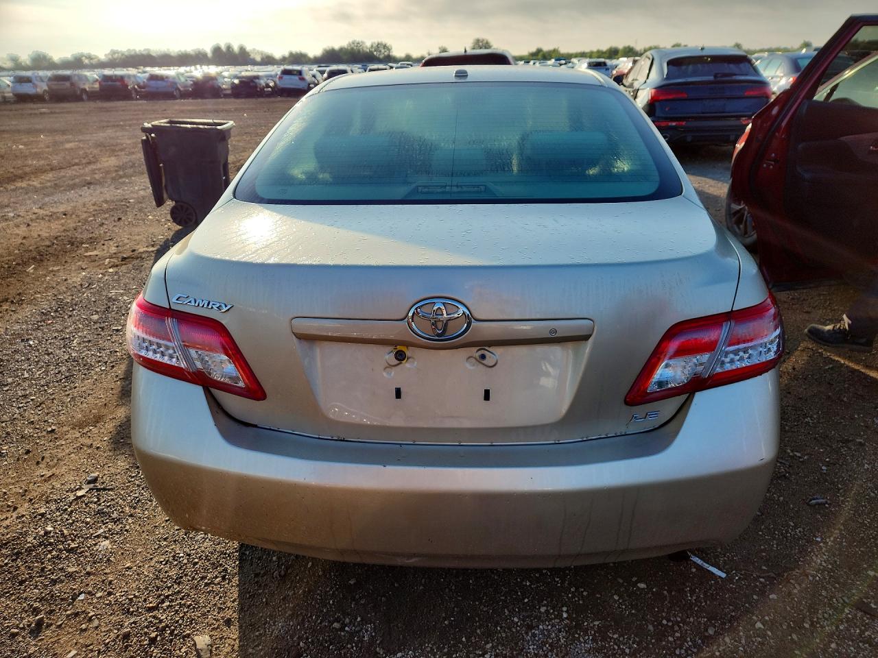 2011 Toyota Camry Base Gold vin: 4T4BF3EK3BR124246