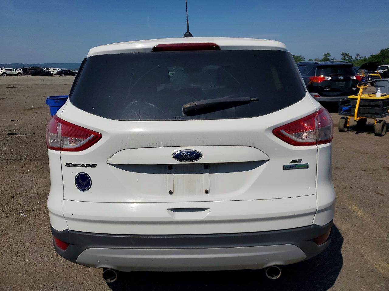 2013 Ford Escape Se White vin: 1FMCU0G9XDUC26496