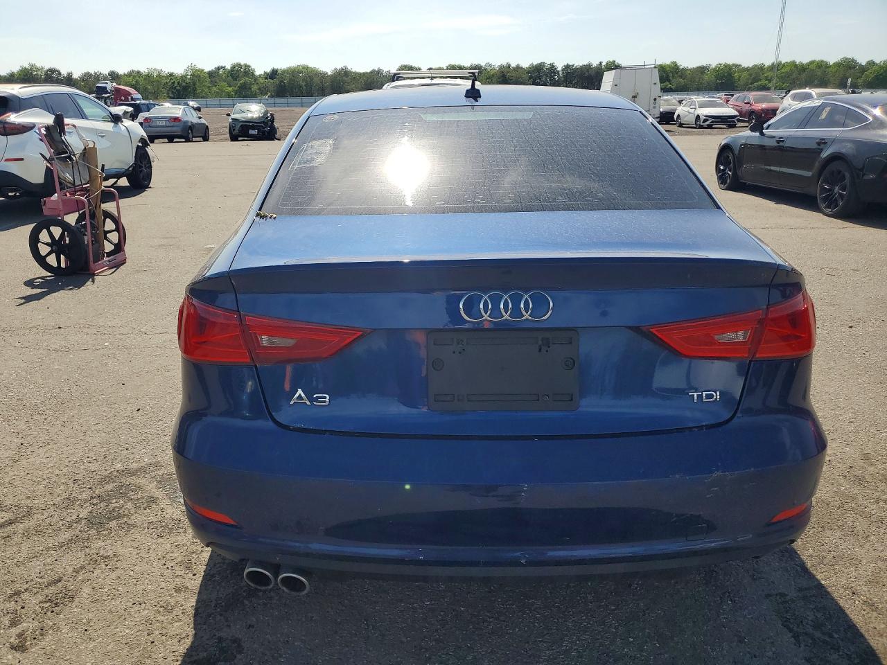 2015 Audi A3 Premium Plus Blue vin: WAUCJGFF6F1075655