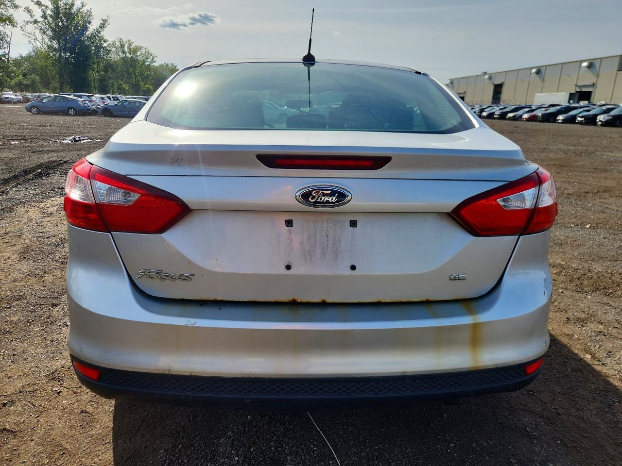 2013 Ford Focus Se Серебряный vin: 1FADP3F26DL314866