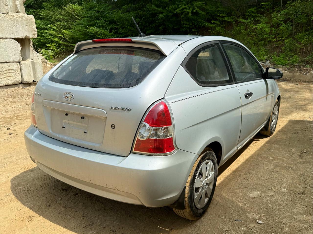 2008 Hyundai Accent Gs Silver vin: KMHCM36C48U060075