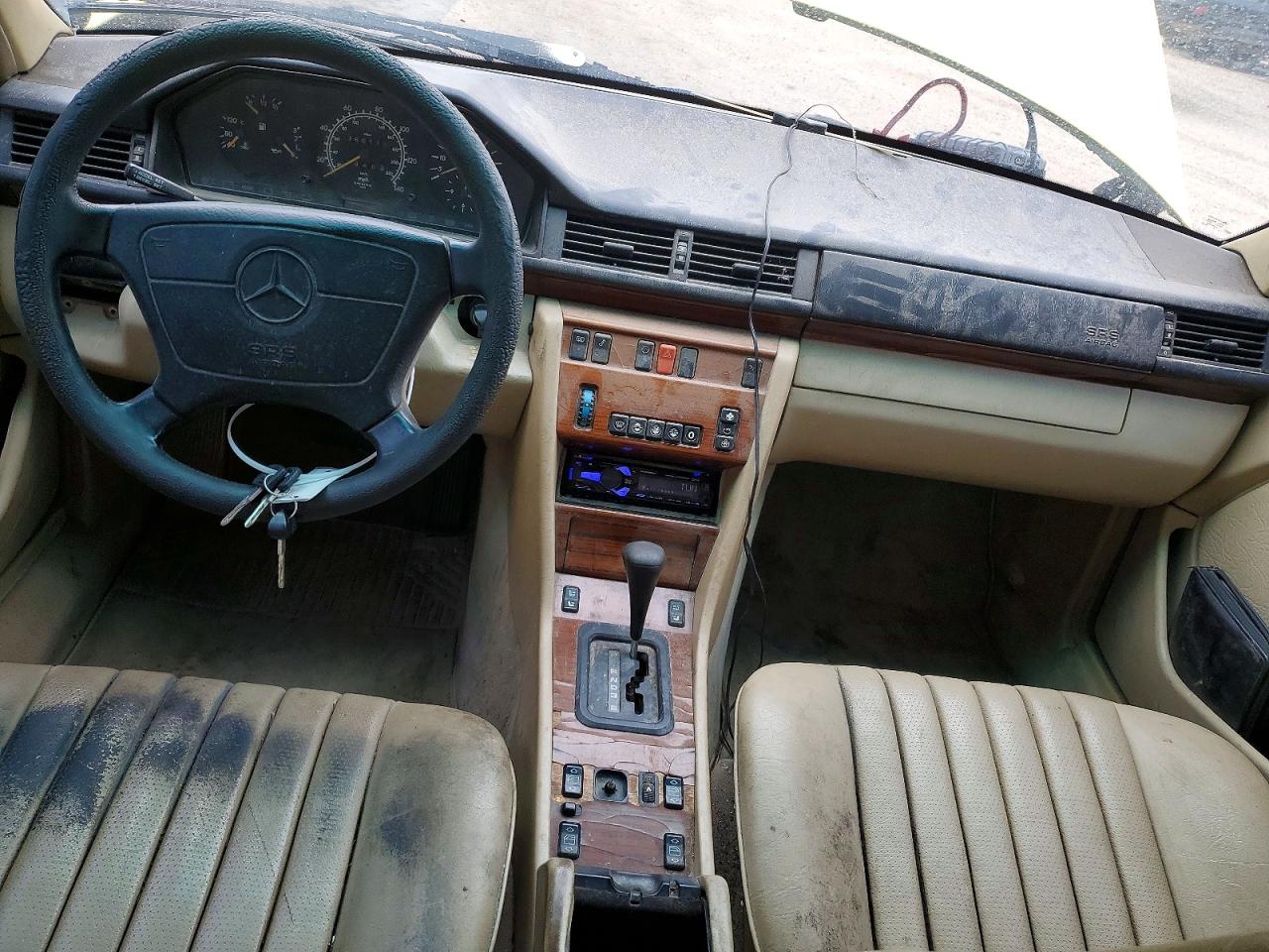 1993 Mercedes-benz 300 D Желтый vin: WDBEB28E4PB972550
