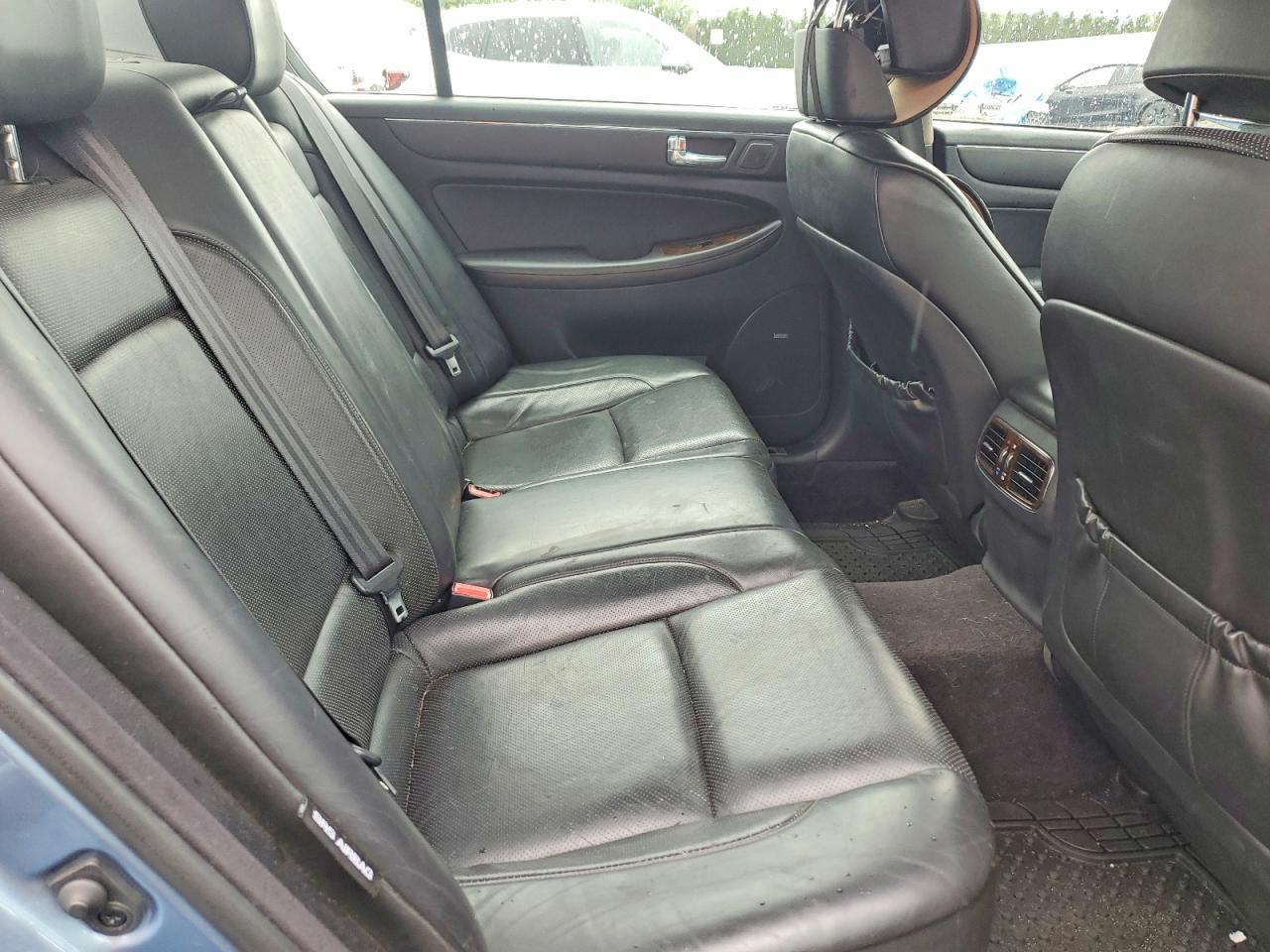 2010 Hyundai Genesis 4.6l Blue vin: KMHGC4DF2AU071685
