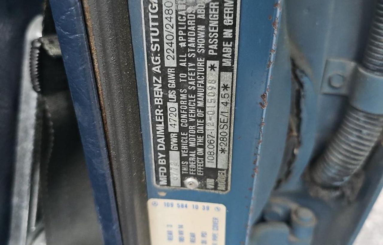 1972 Mercedes Benz 280 Se Blue vin: XXX10806712015098