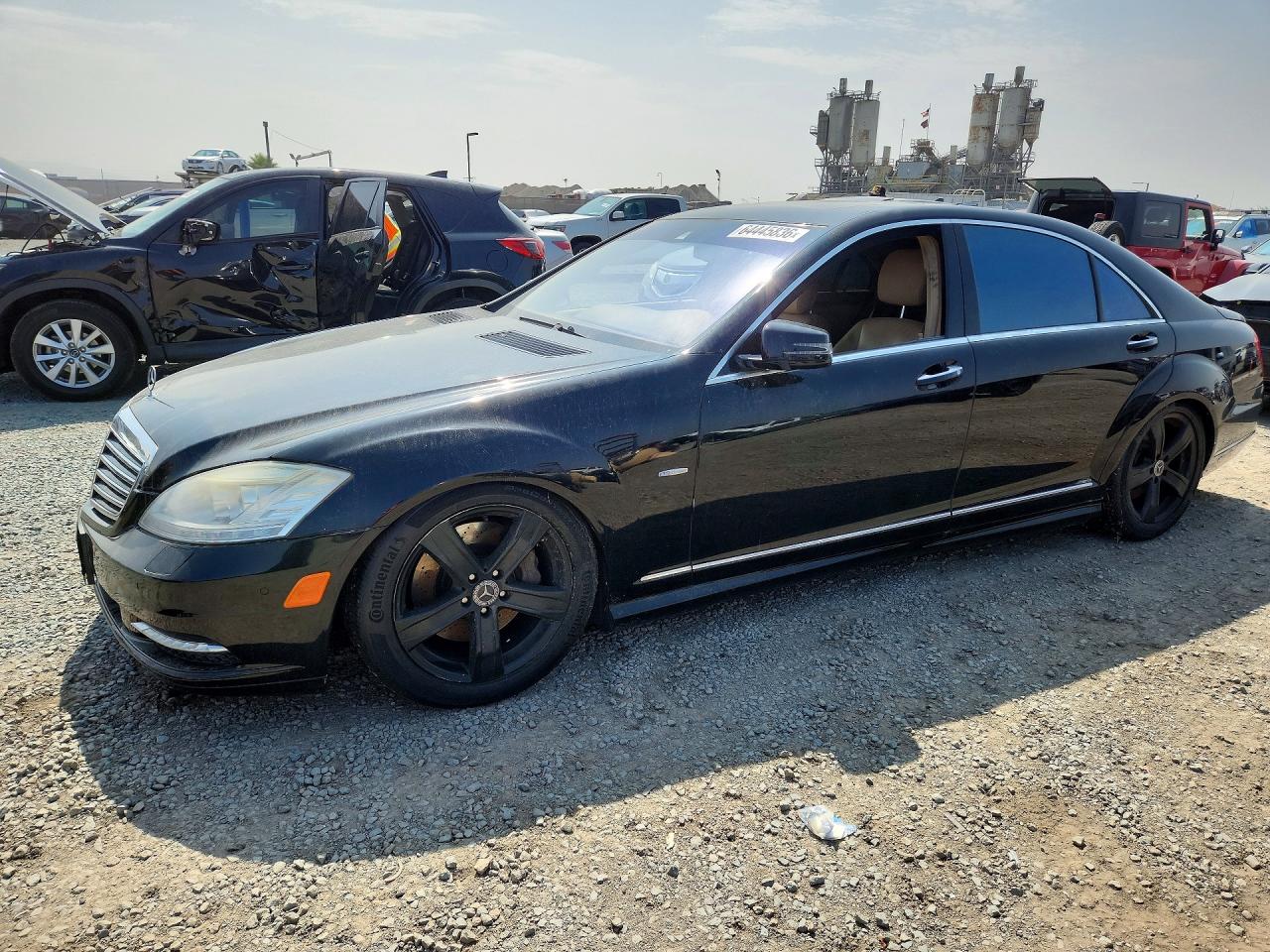 2012 Mercedes-benz S 550 Black vin: WDDNG7DB1CA440707