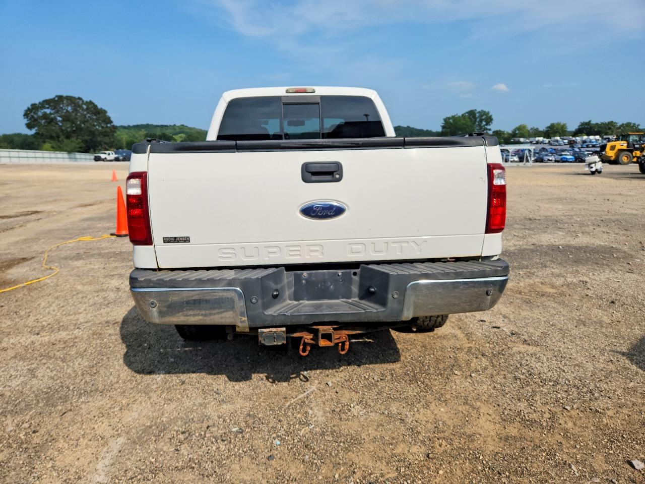 2009 Ford F250 Super Duty White vin: 1FTSW21Y79EB29523