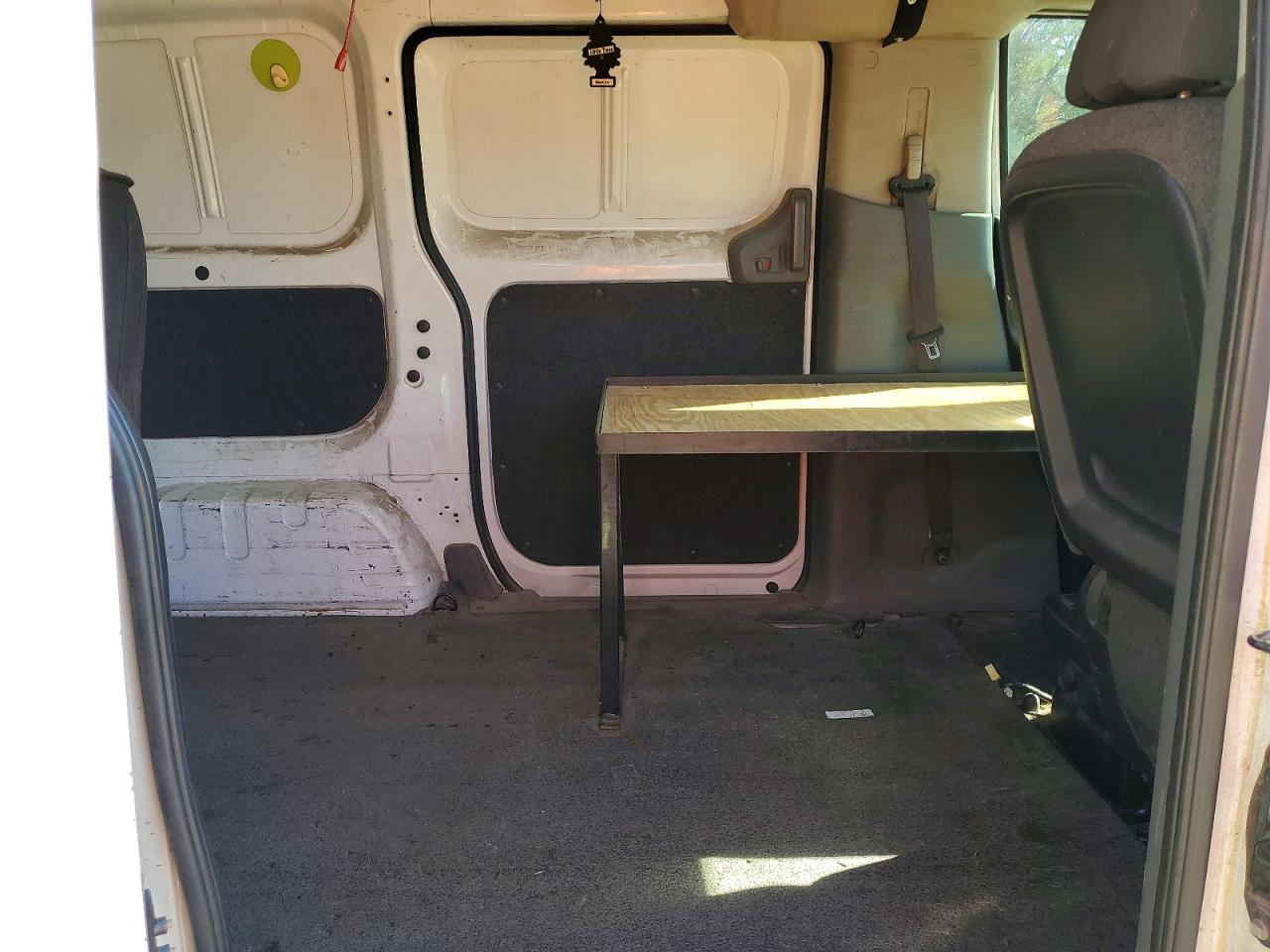 2014 Nissan Nv200 2.5s White vin: 3N6CM0KN7EK695343