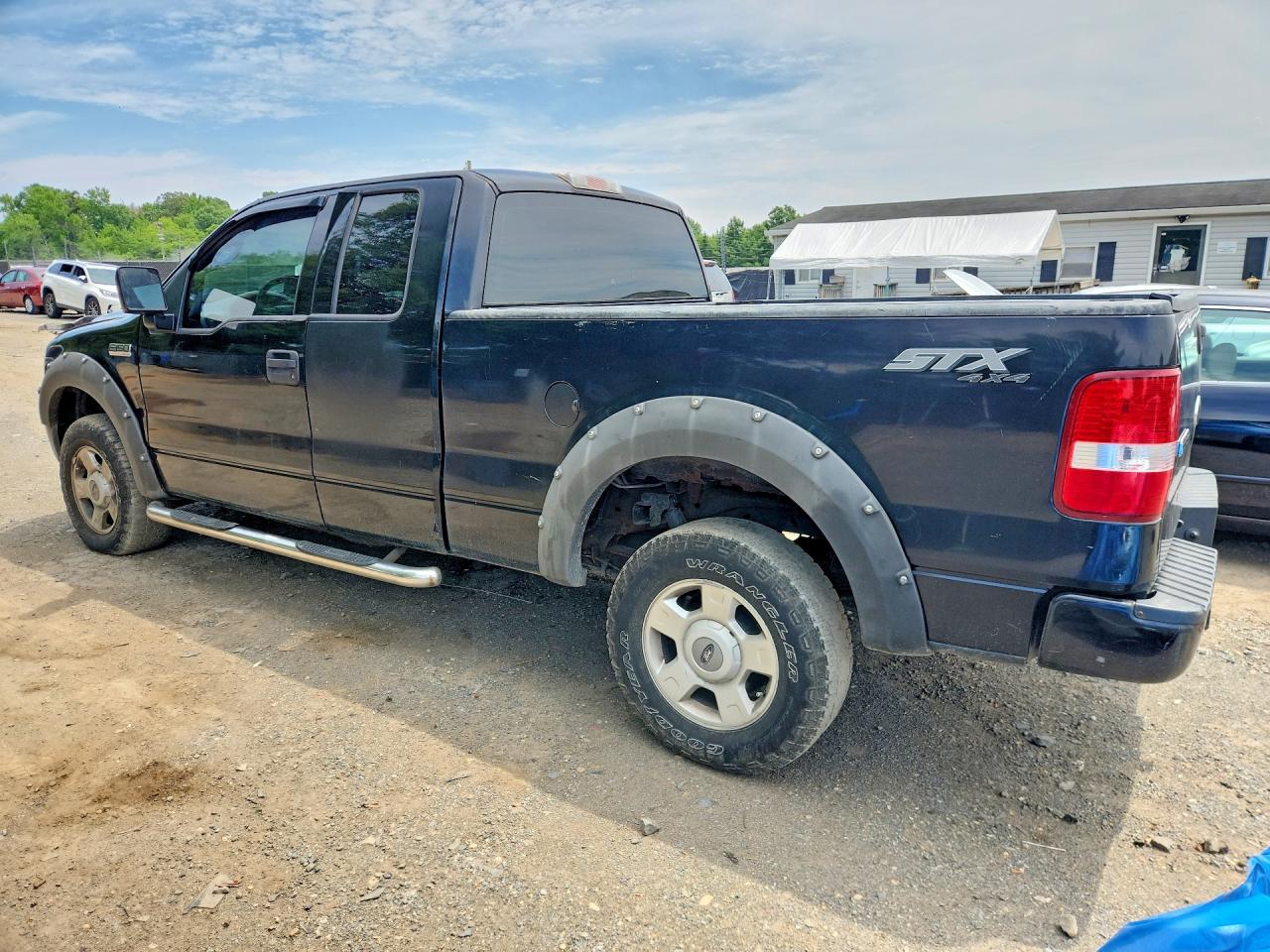 2004 Ford F150 Black vin: 1FTRX14W74FA08932