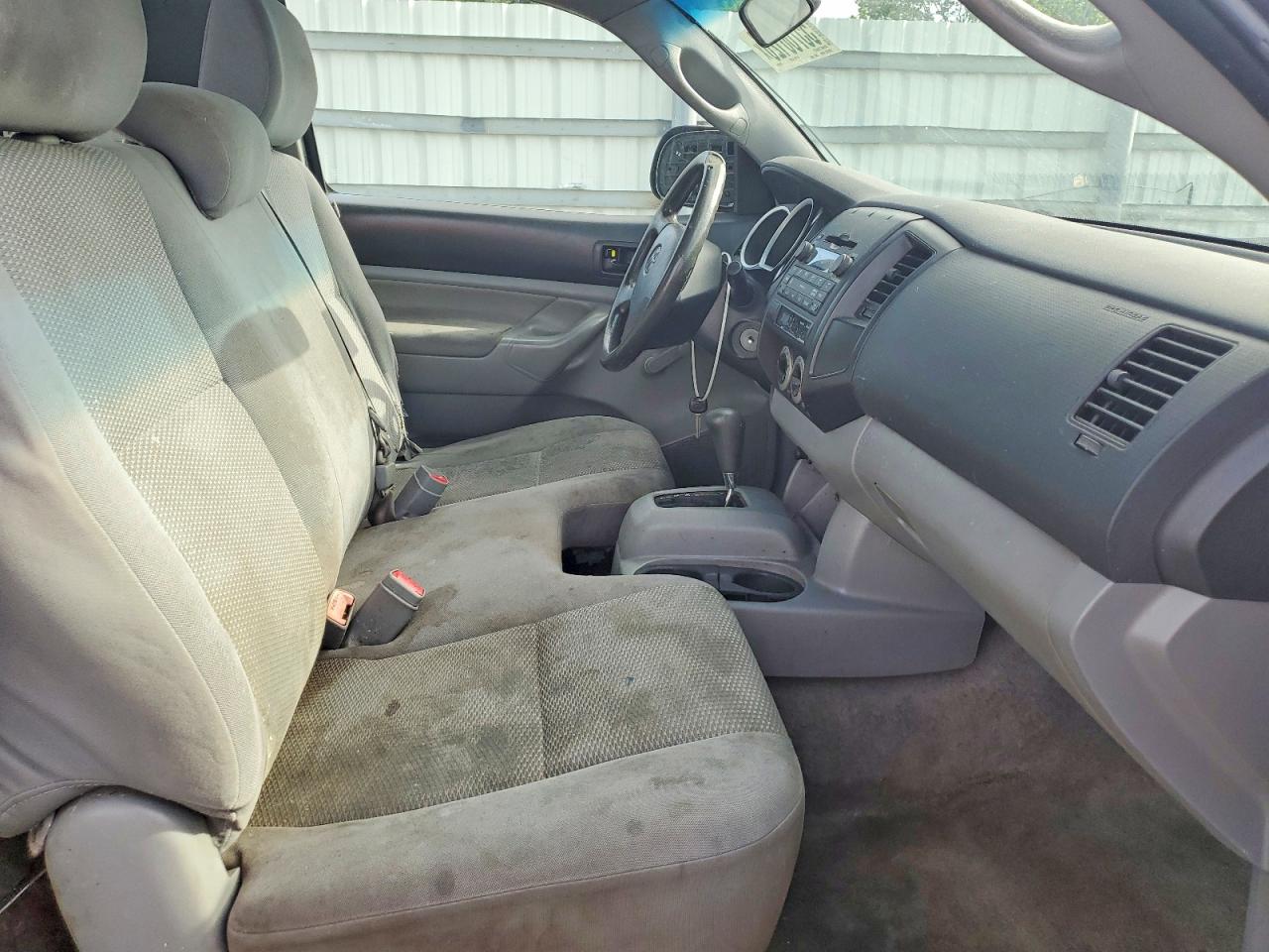 2011 Toyota Tacoma Base Silver vin: 5TFNX4CN4BX003784