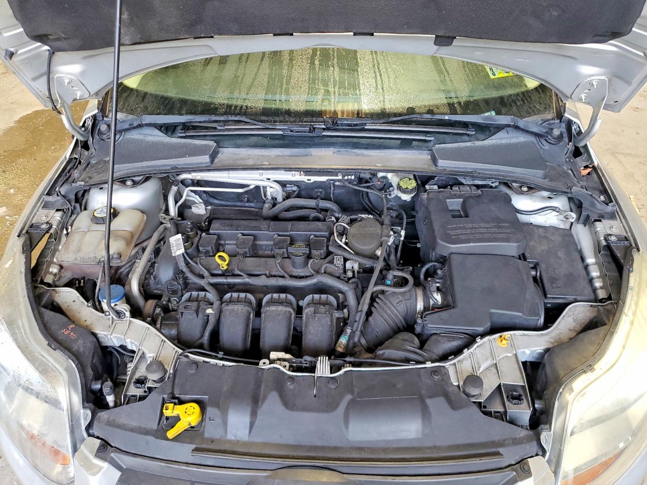 2012 Ford Focus Se Silver vin: 1FAHP3K26CL145910