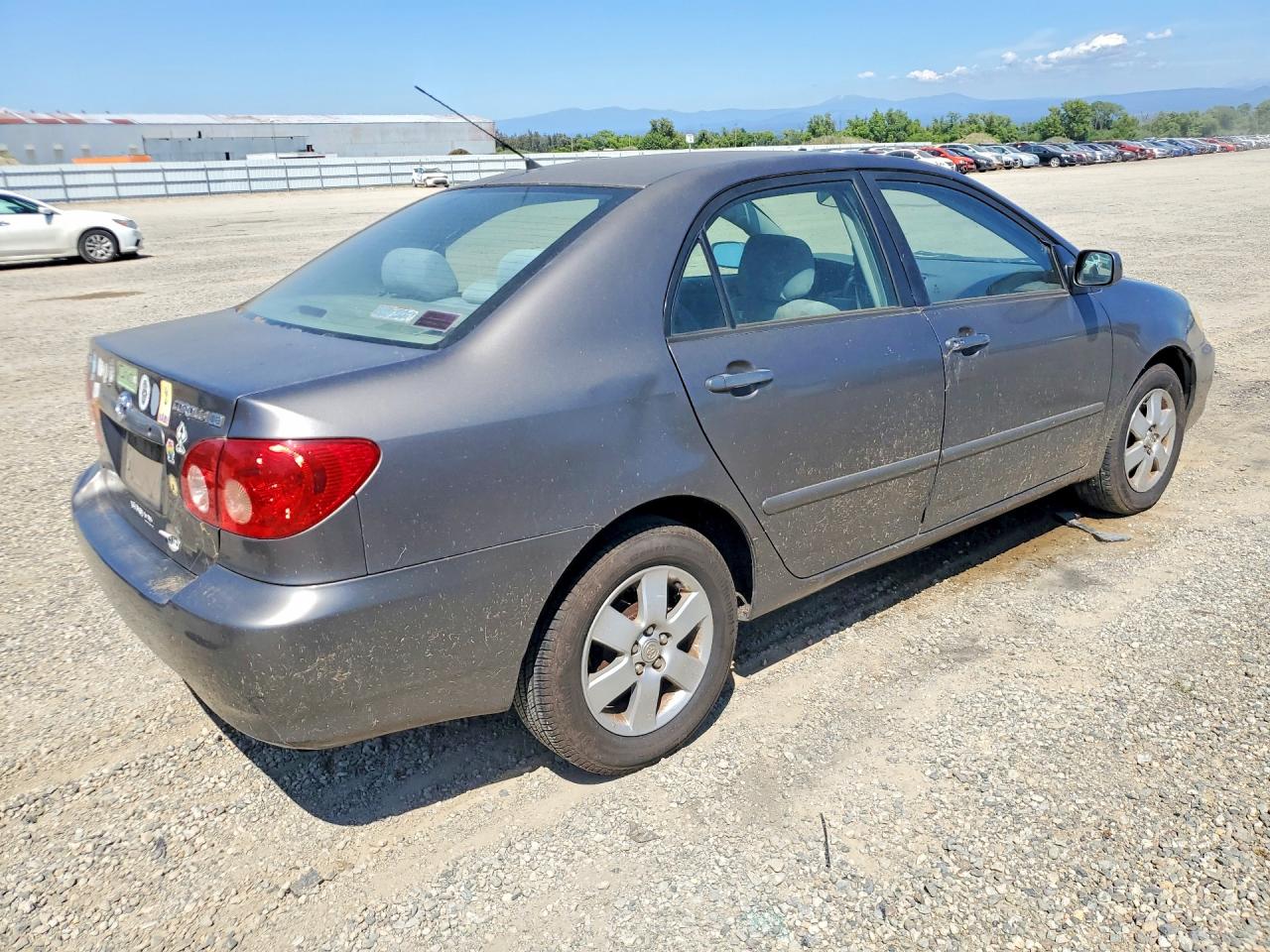 2005 Toyota Corolla Le Gray vin: 1NXBR30E65Z373020