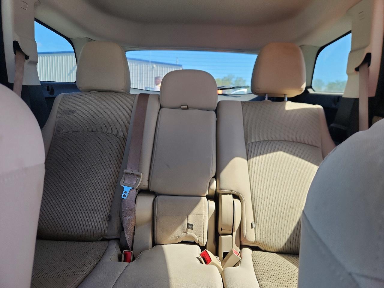 2014 Dodge Journey Se Серебряный vin: 3C4PDCAB4ET141345