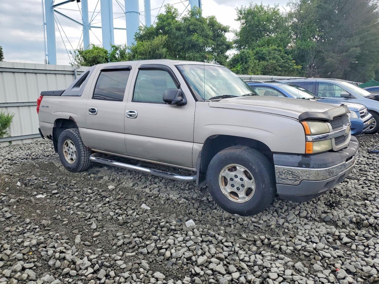 2005 Chevrolet Avalanche K1500 Silver vin: 3GNEK12Z35G215772