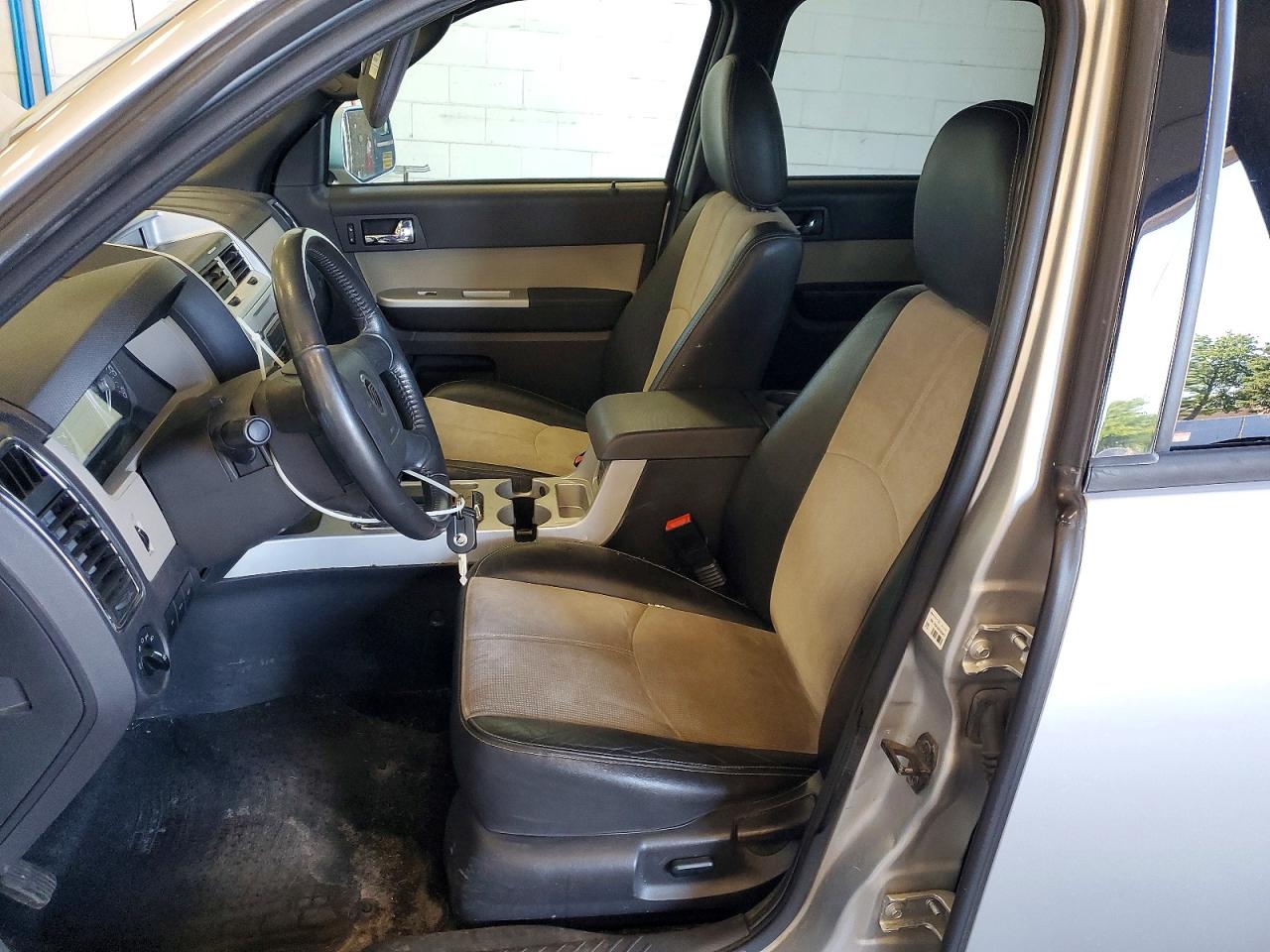 2011 Mercury Mariner Premier Silver vin: 4M2CN9HG6BKJ05924