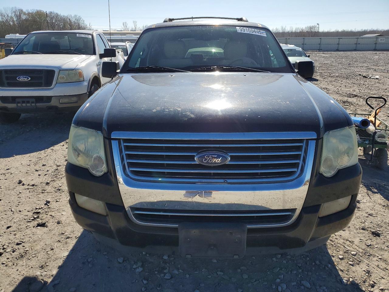 2008 Ford Explorer Xlt Черный vin: 1FMEU63E88UB36767