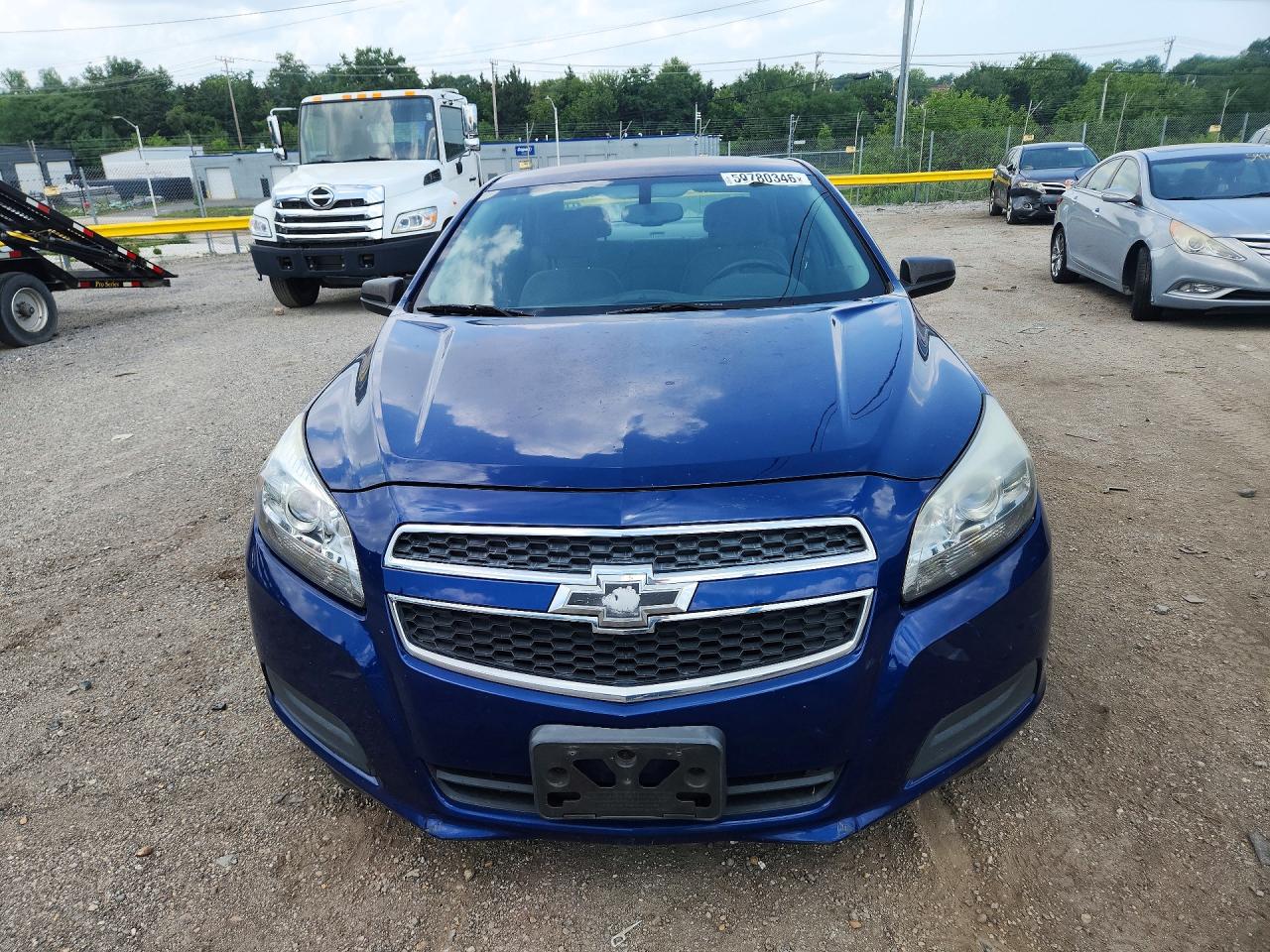 2013 Chevrolet Malibu Ls Blue vin: 1G11B5SA2DU104384