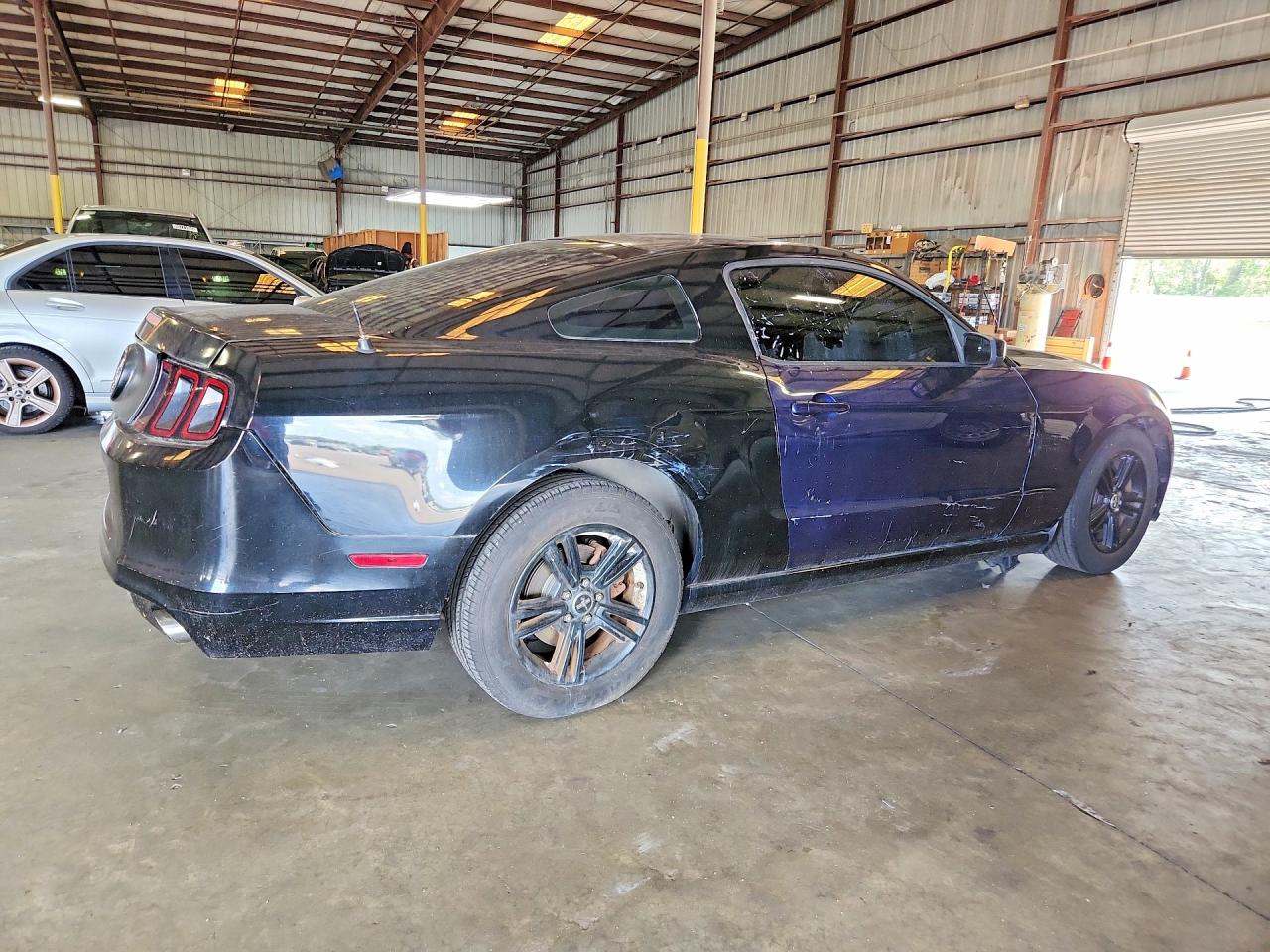 2014 Ford Mustang Black vin: 1ZVBP8AM2E5286915
