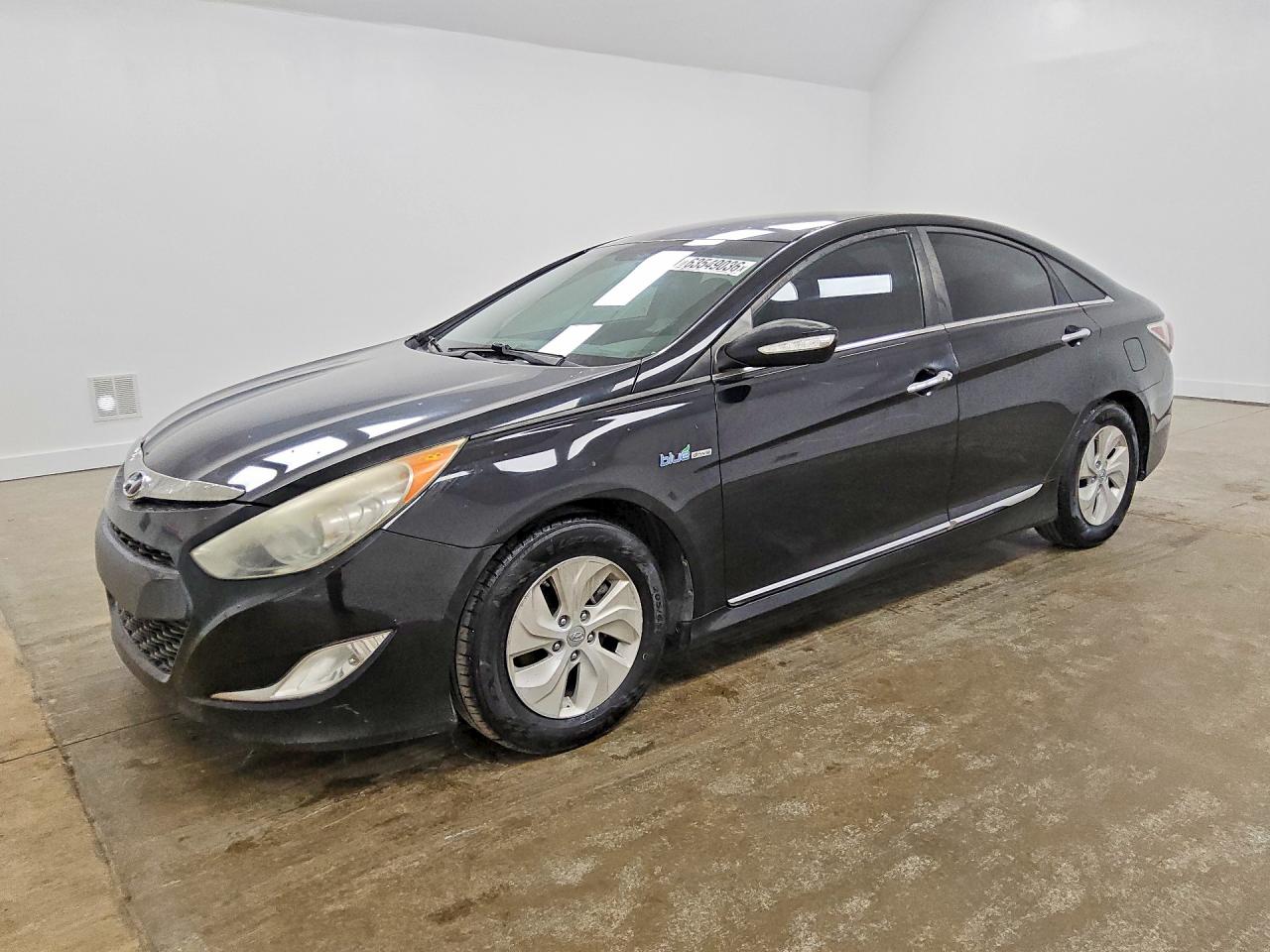 2015 Hyundai Sonata Hybrid Base Black vin: KMHEC4A48FA134792