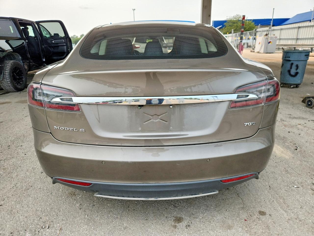 2015 Tesla Model S 70d Tan vin: 5YJSA1S29FF096022