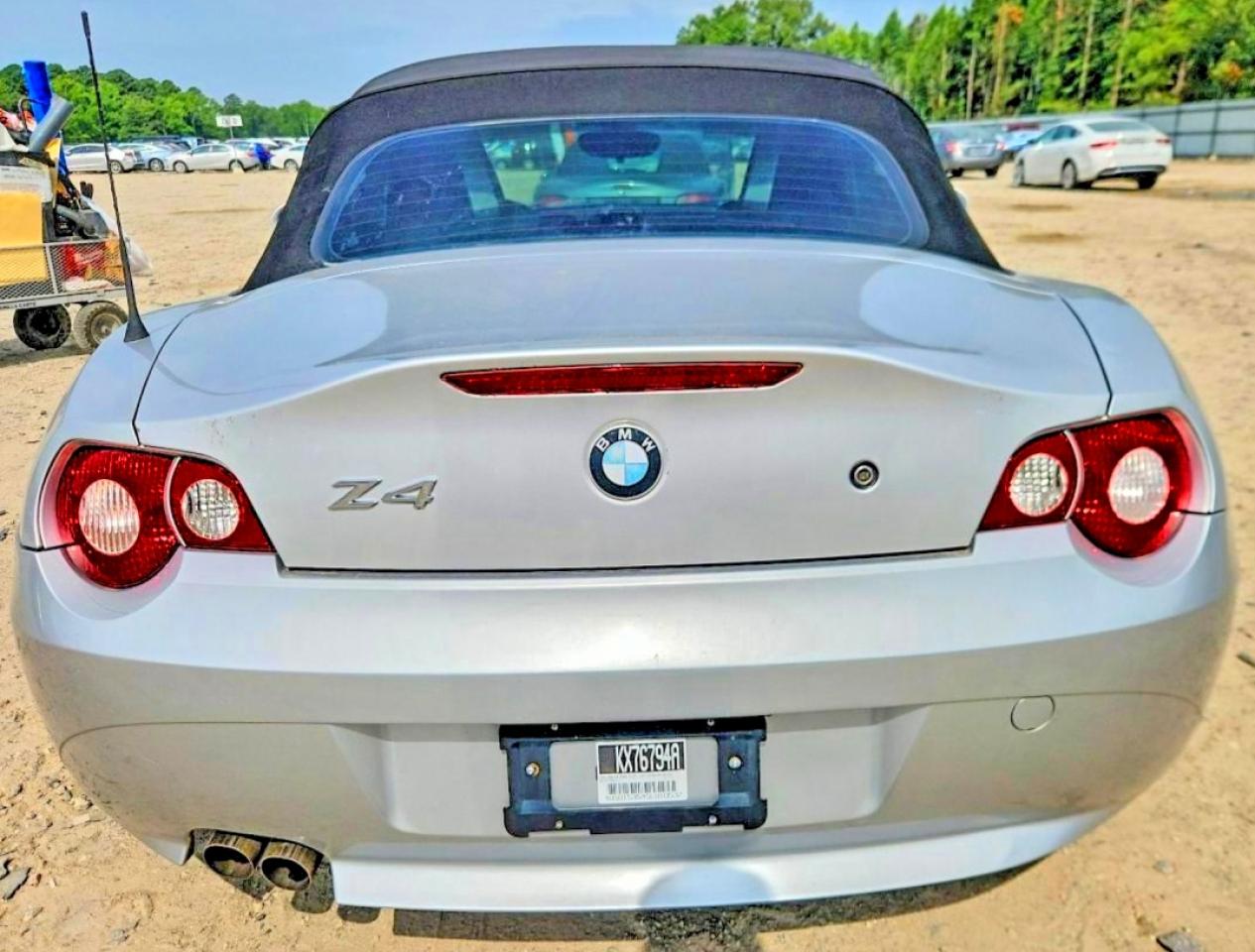 2005 Bmw Z4 3.0 Silver vin: 4USBT53545LU10532