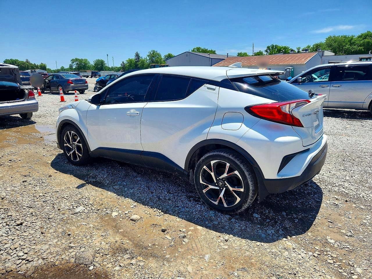 2018 Toyota C-hr Xle White vin: NMTKHMBX6JR027073