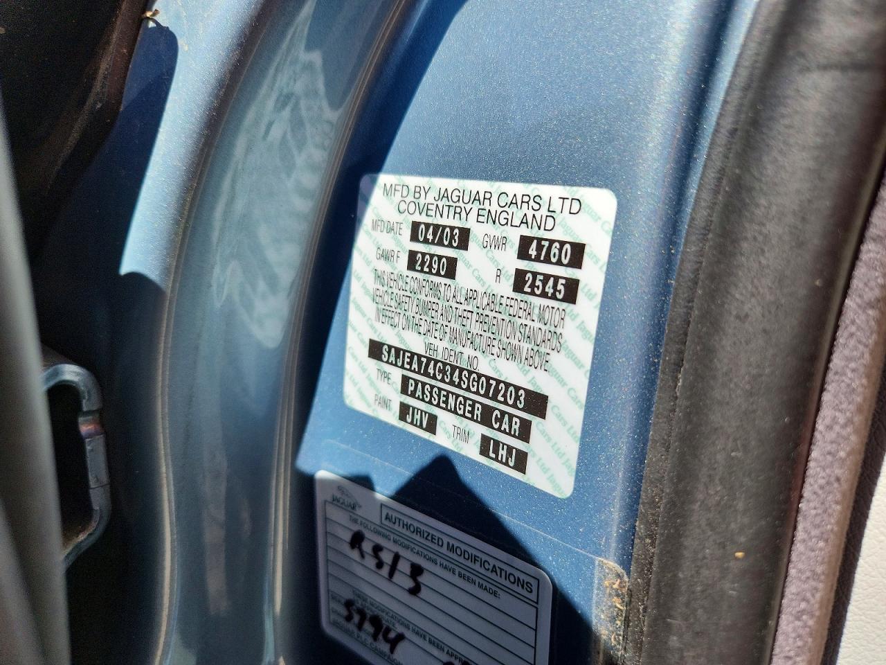 2004 Jaguar Vandenplas Blue vin: SAJEA74C34SG07203