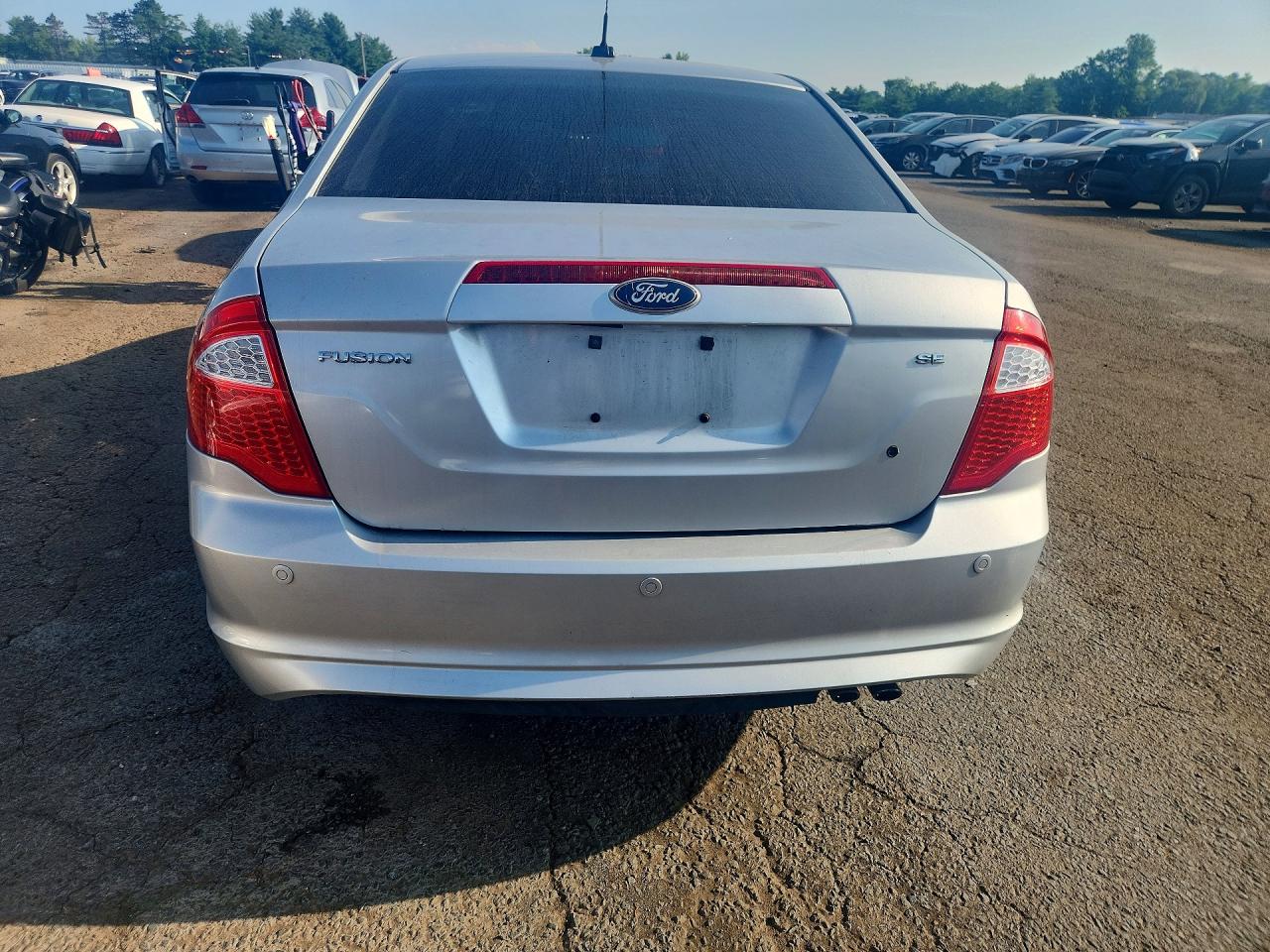 2010 Ford Fusion Se Silver vin: 3FAHP0HA6AR348095