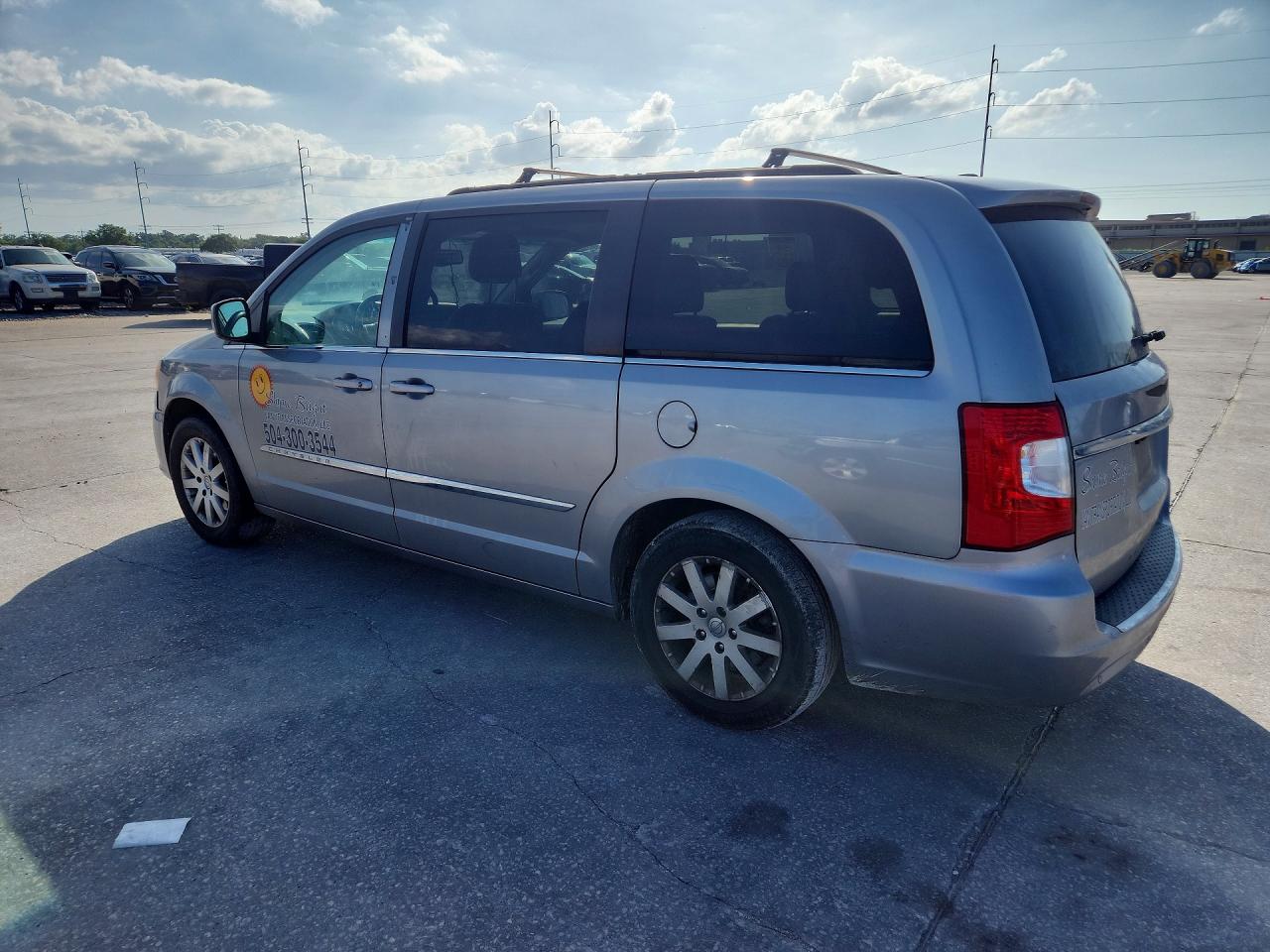 2013 Chrysler Town & Country Touring Серебряный vin: 2C4RC1BG1DR645640