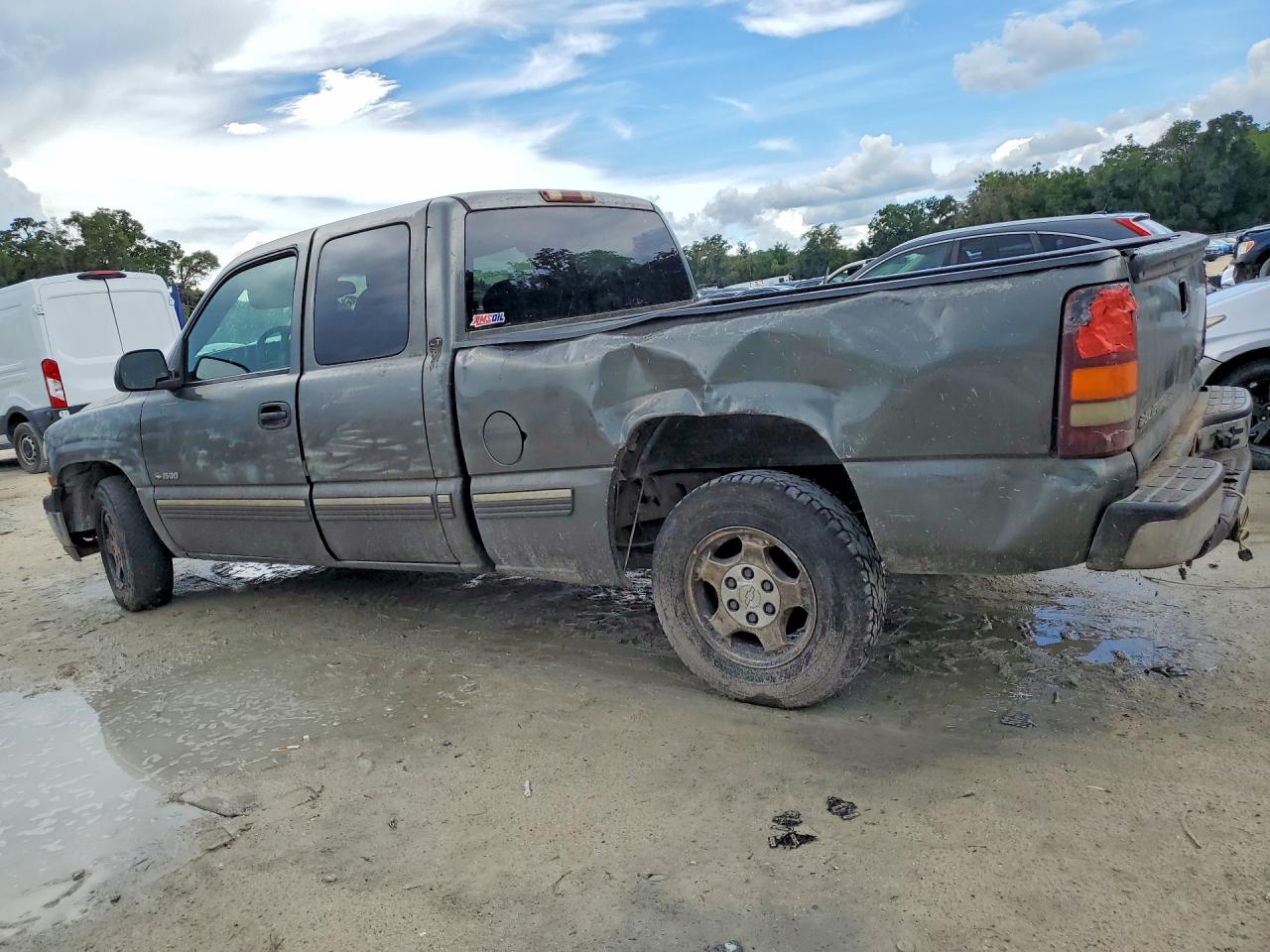 2001 Chevrolet Silverado C1500 Gray vin: 2GCEC19T411244837
