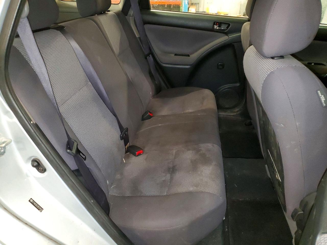 2006 Toyota Corolla Matrix Xr Silver vin: 2T1KR30E26C578126