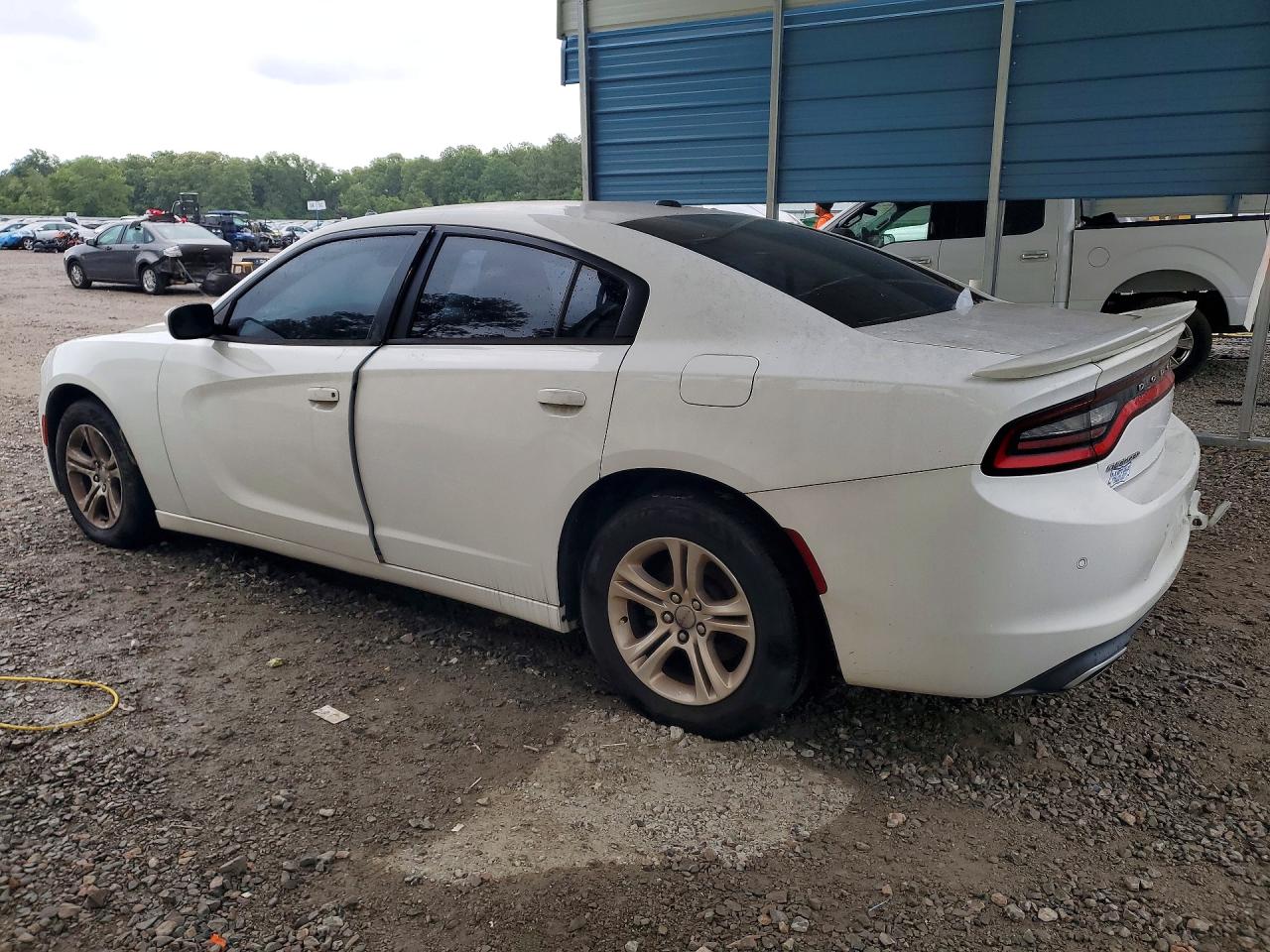 2015 Dodge Charger Se Белый vin: 2C3CDXBG3FH734385
