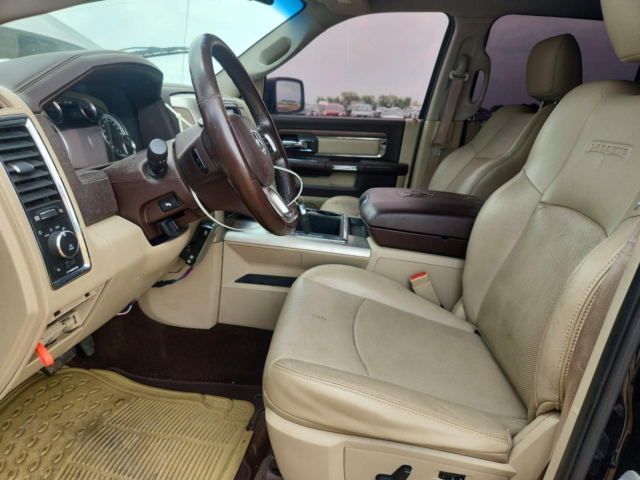 2014 Ram 1500 Laramie Черный vin: 1C6RR7NM6ES297716