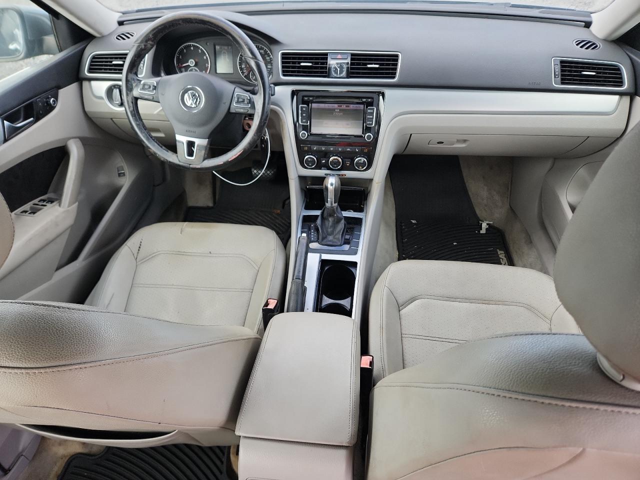 2012 Volkswagen Passat Se Gray vin: 1VWBH7A32CC031916