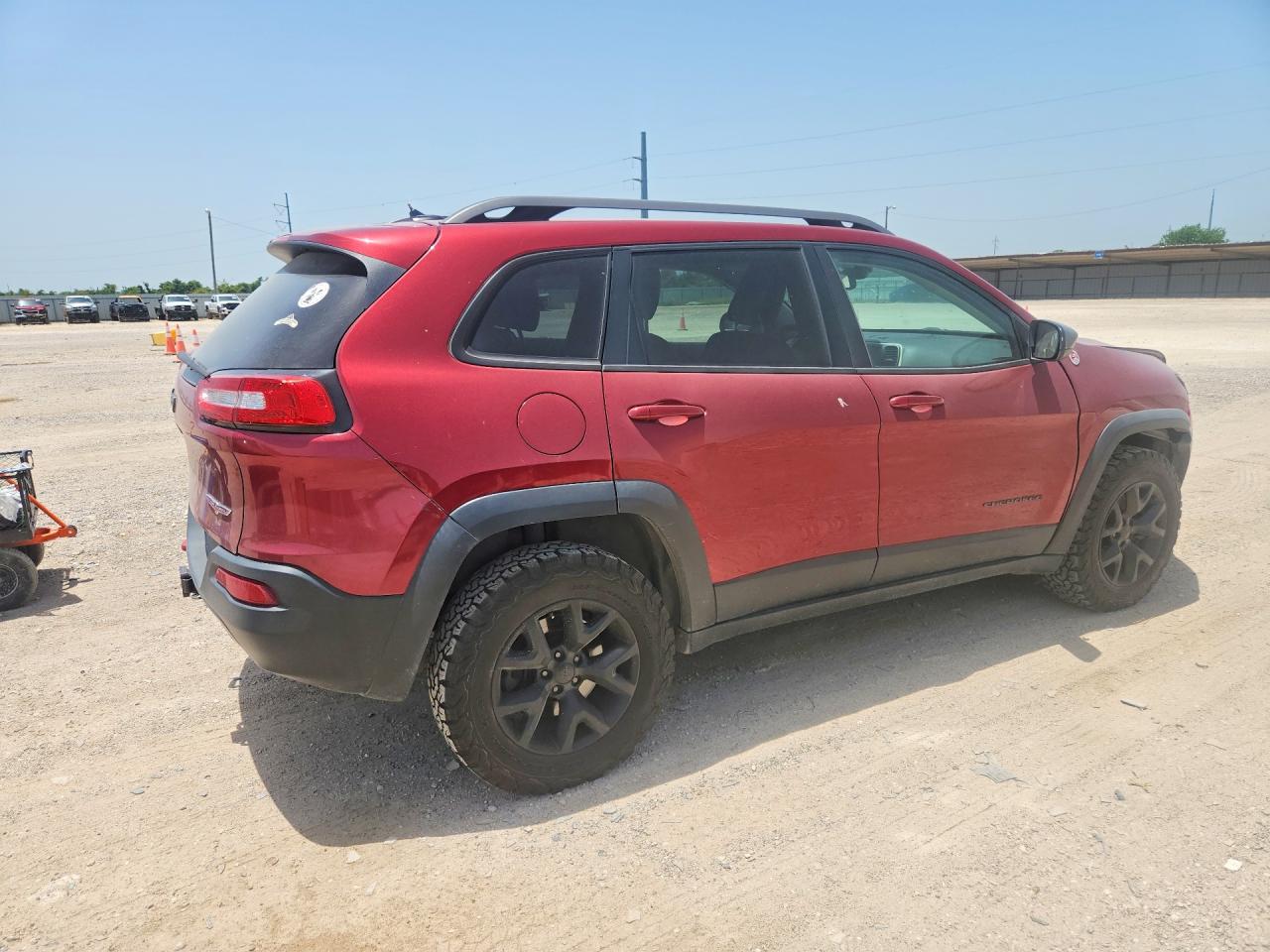 2015 Jeep Cherokee Trailhawk Burgundy vin: 1C4PJMBS8FW576152