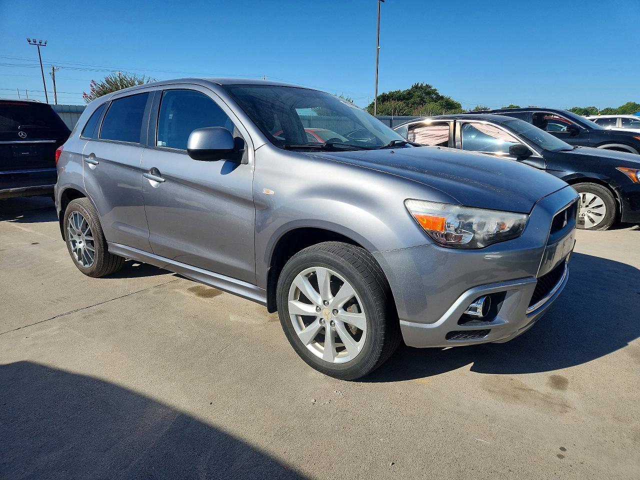 2012 Mitsubishi Outlander Sport Se Silver vin: JA4AR4AU2CZ004872