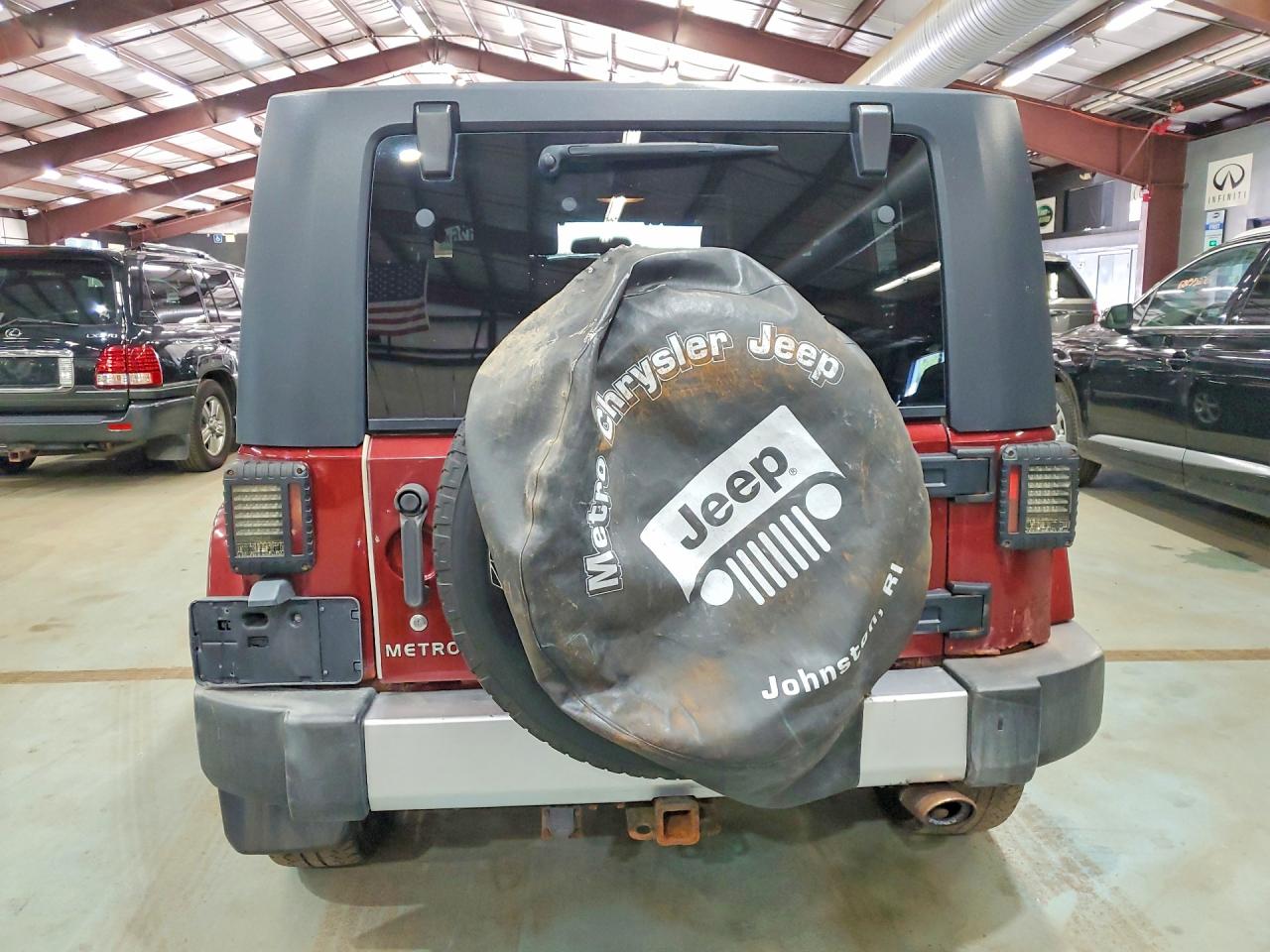 2008 Jeep Wrangler Sahara Темно-бордовый vin: 1J4FA541X8L512781