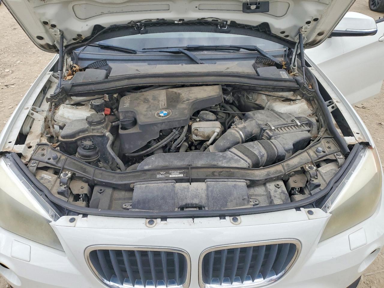 2014 Bmw X1 Xdrive28i Белый vin: WBAVL1C50EVY20659