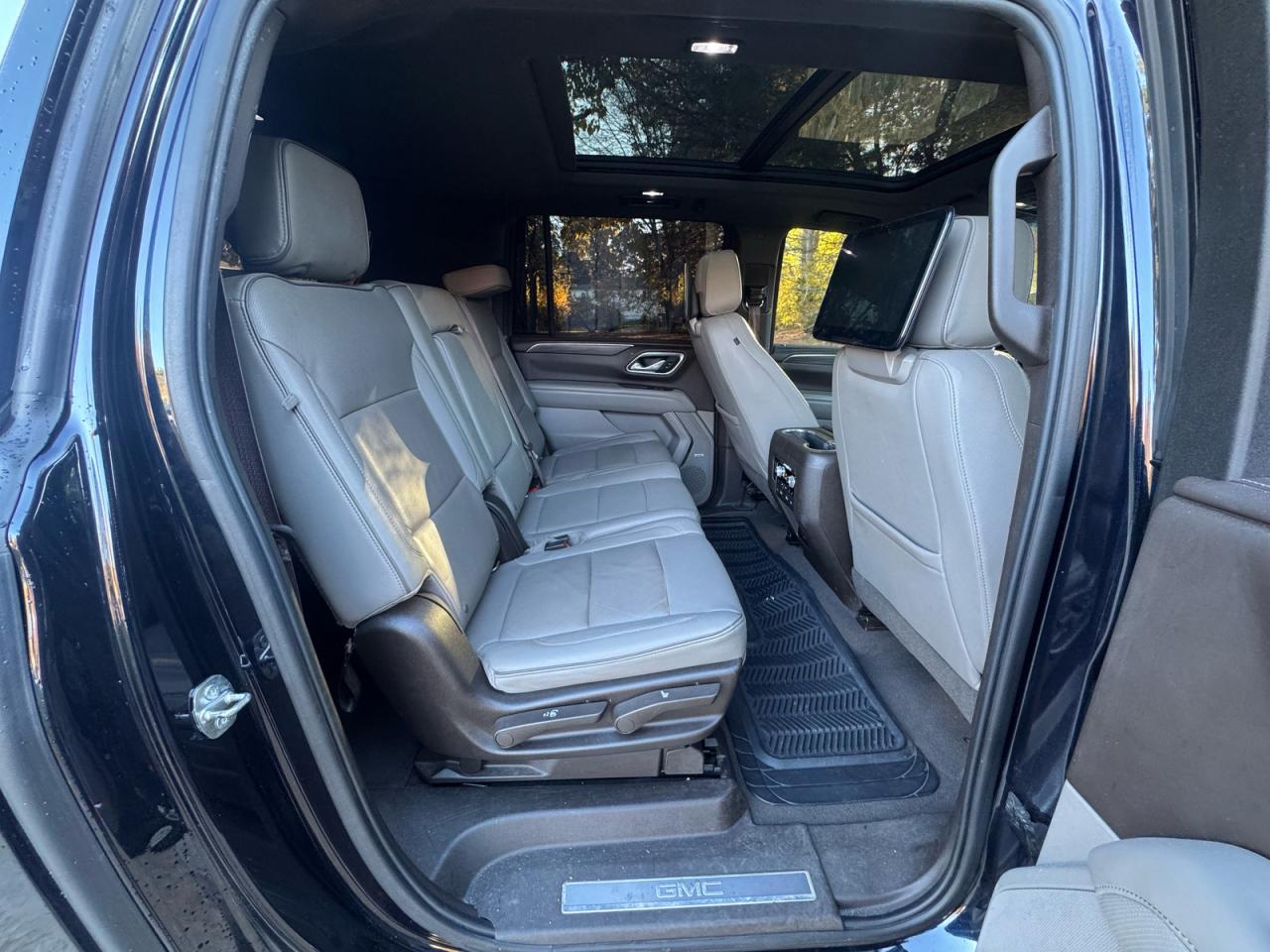 2021 Gmc Yukon Xl K1500 Slt Синий vin: 1GKS2GKD1MR310983